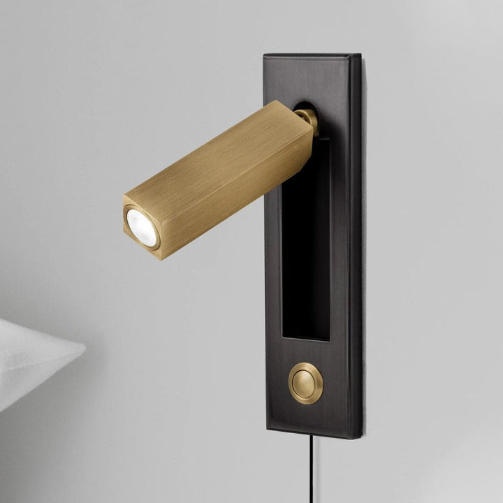 Inbyggd Sängsida Plug-in Vägglampa