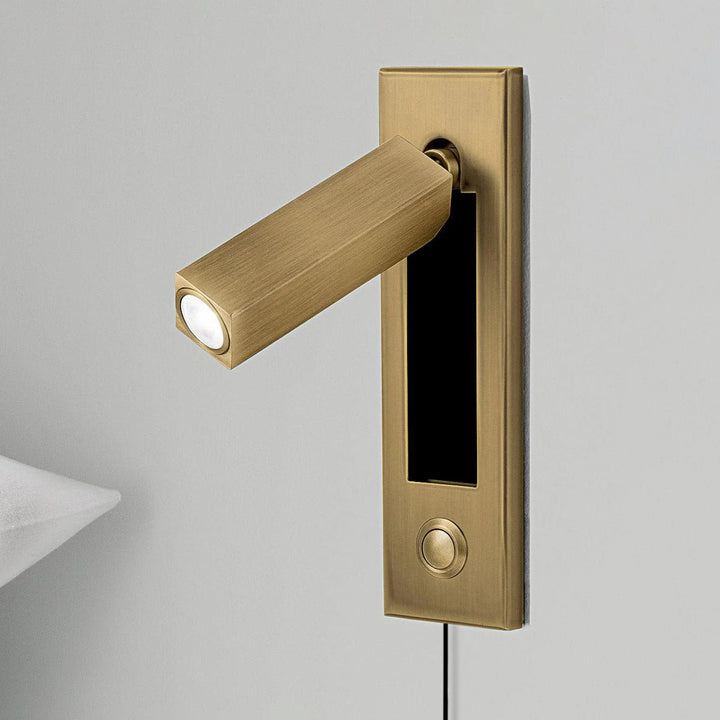 Inbyggd Sängsida Plug-in Vägglampa