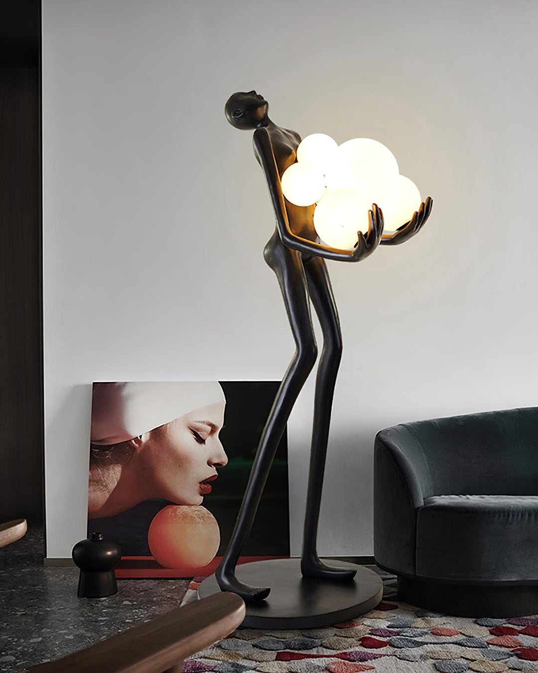 Omfamna Skulptur Golvlampa