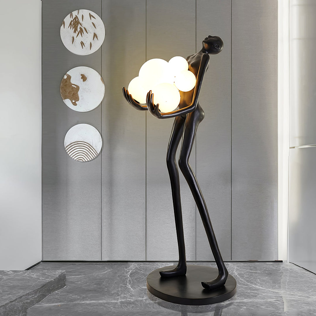 Omfamna Skulptur Golvlampa