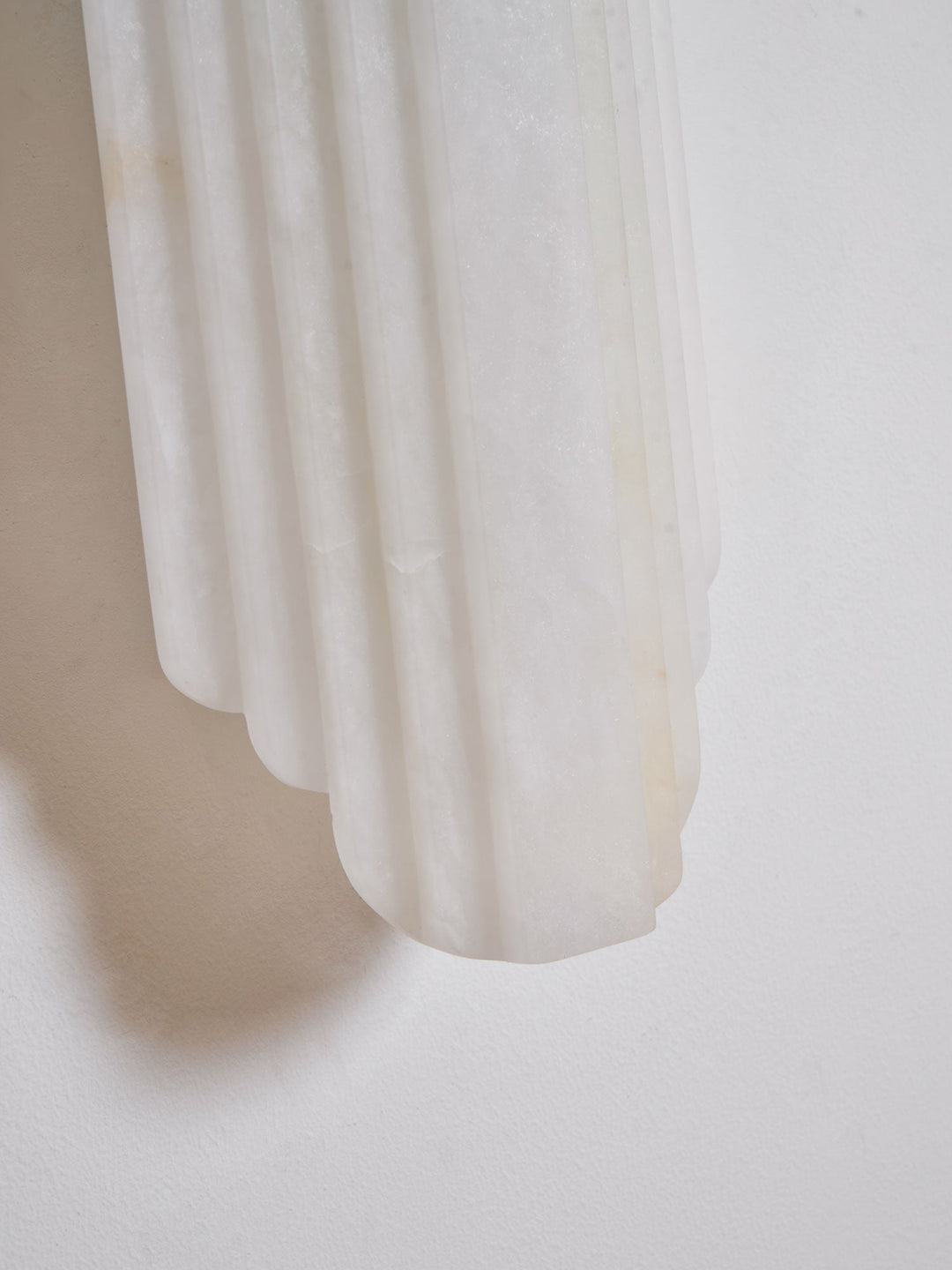 Estelle Alabaster Vägglampa