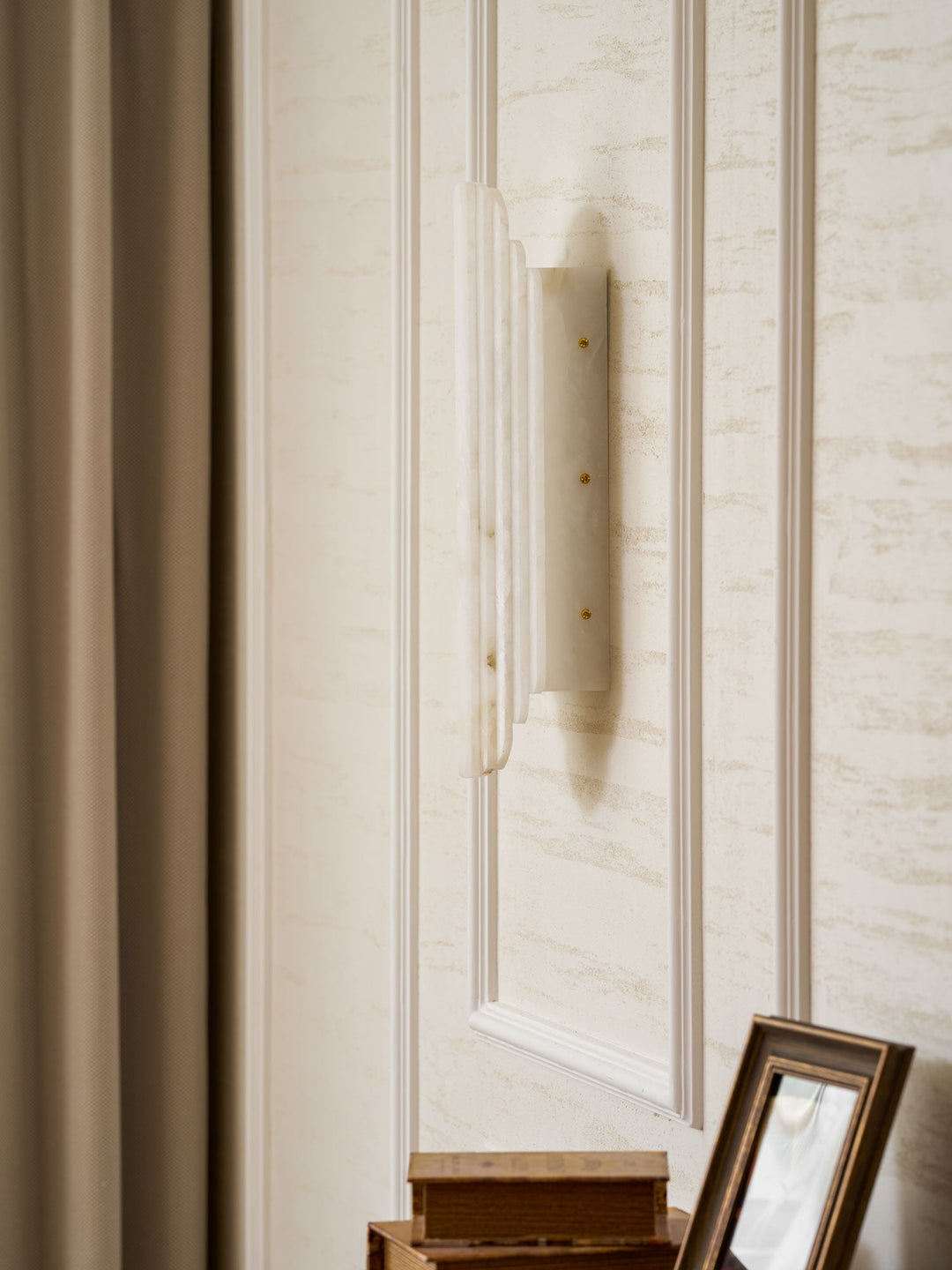 Estelle Alabaster Vägglampa