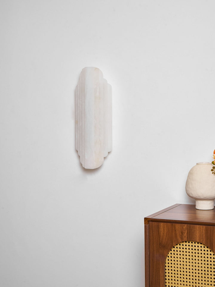 Estelle Alabaster Vägglampa