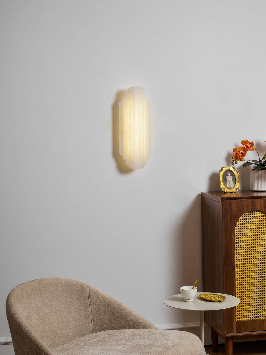 Estelle Alabaster Vägglampa