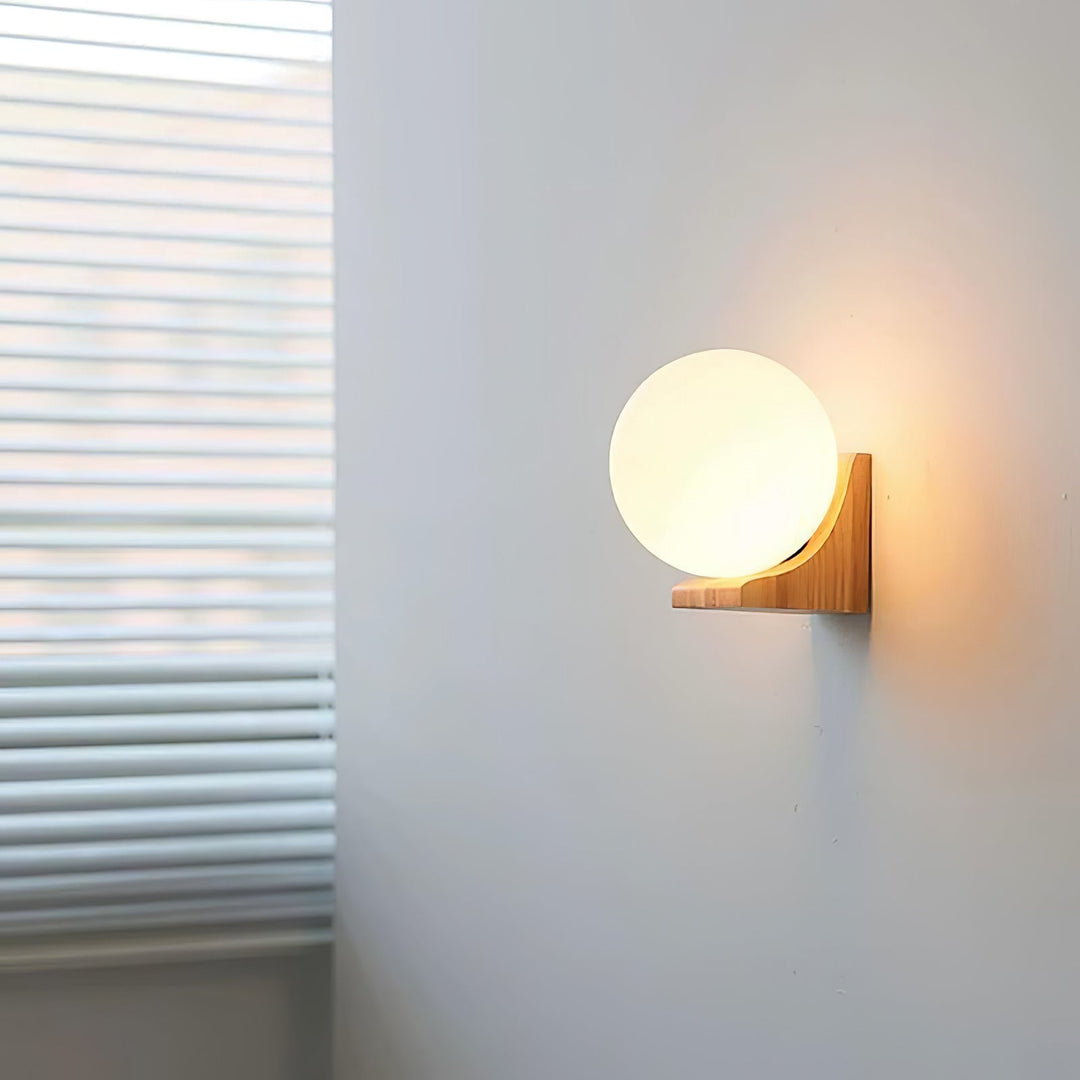 Evelyn Orb Vägglampa
