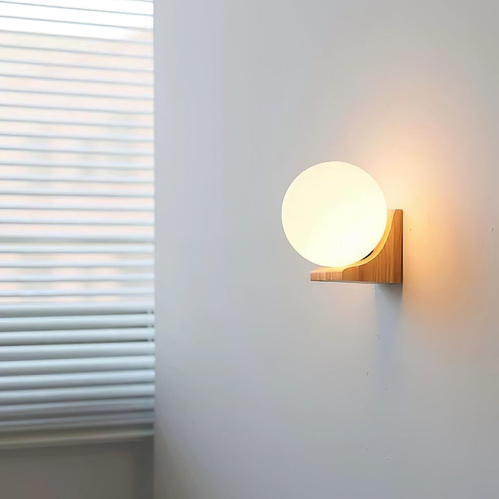 Evelyn Orb Vägglampa