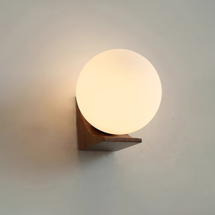 Evelyn Orb Vägglampa