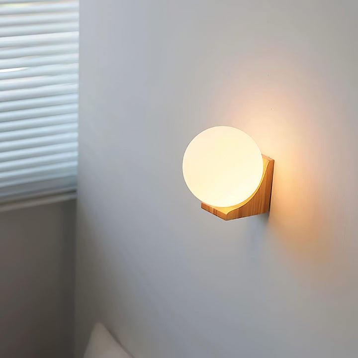Evelyn Orb Vägglampa