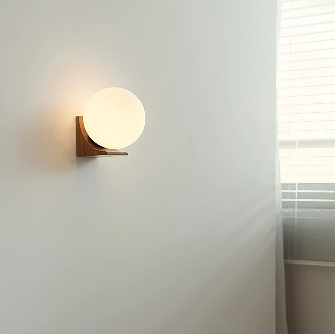 Evelyn Orb Vägglampa