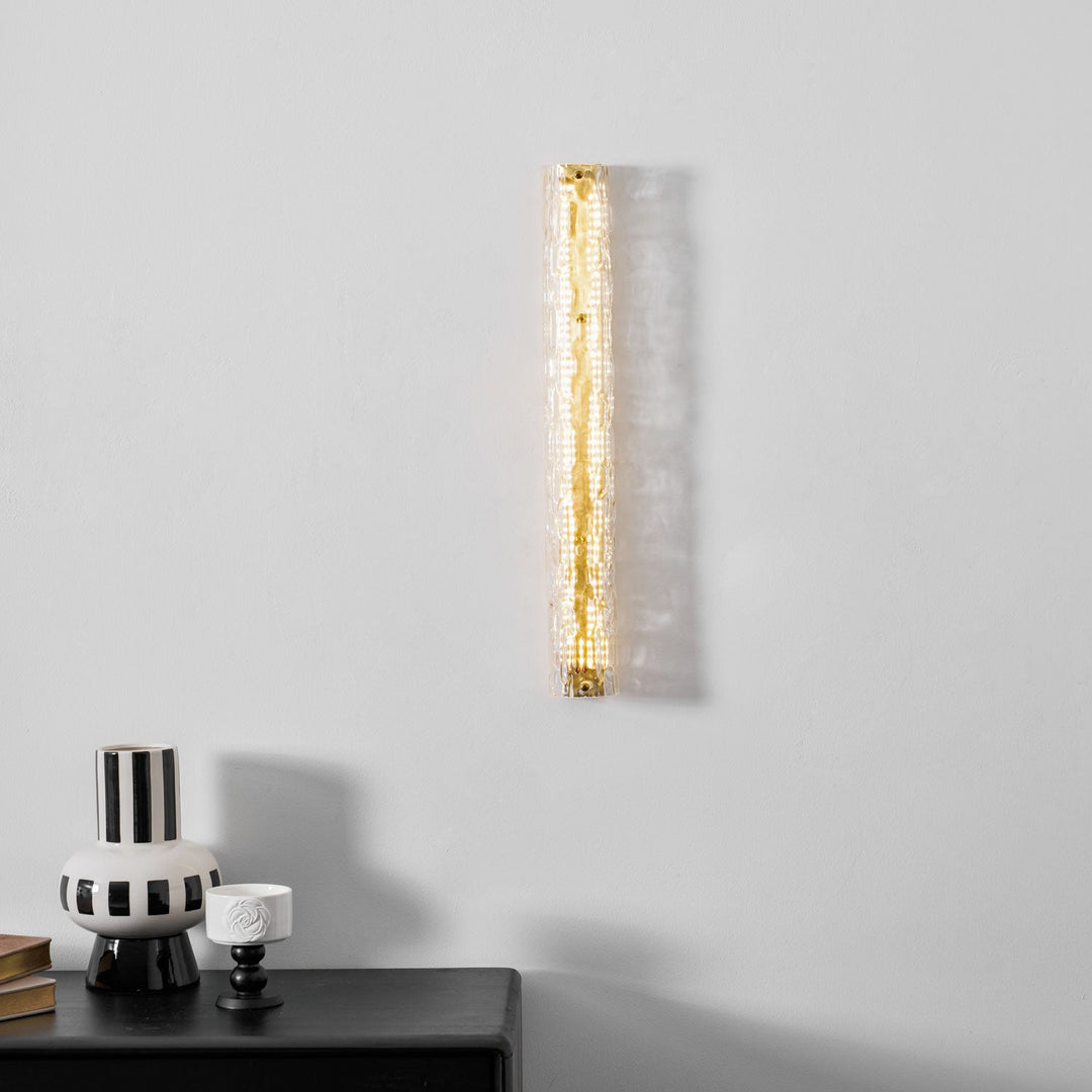 Fin Konst Vägglampa
