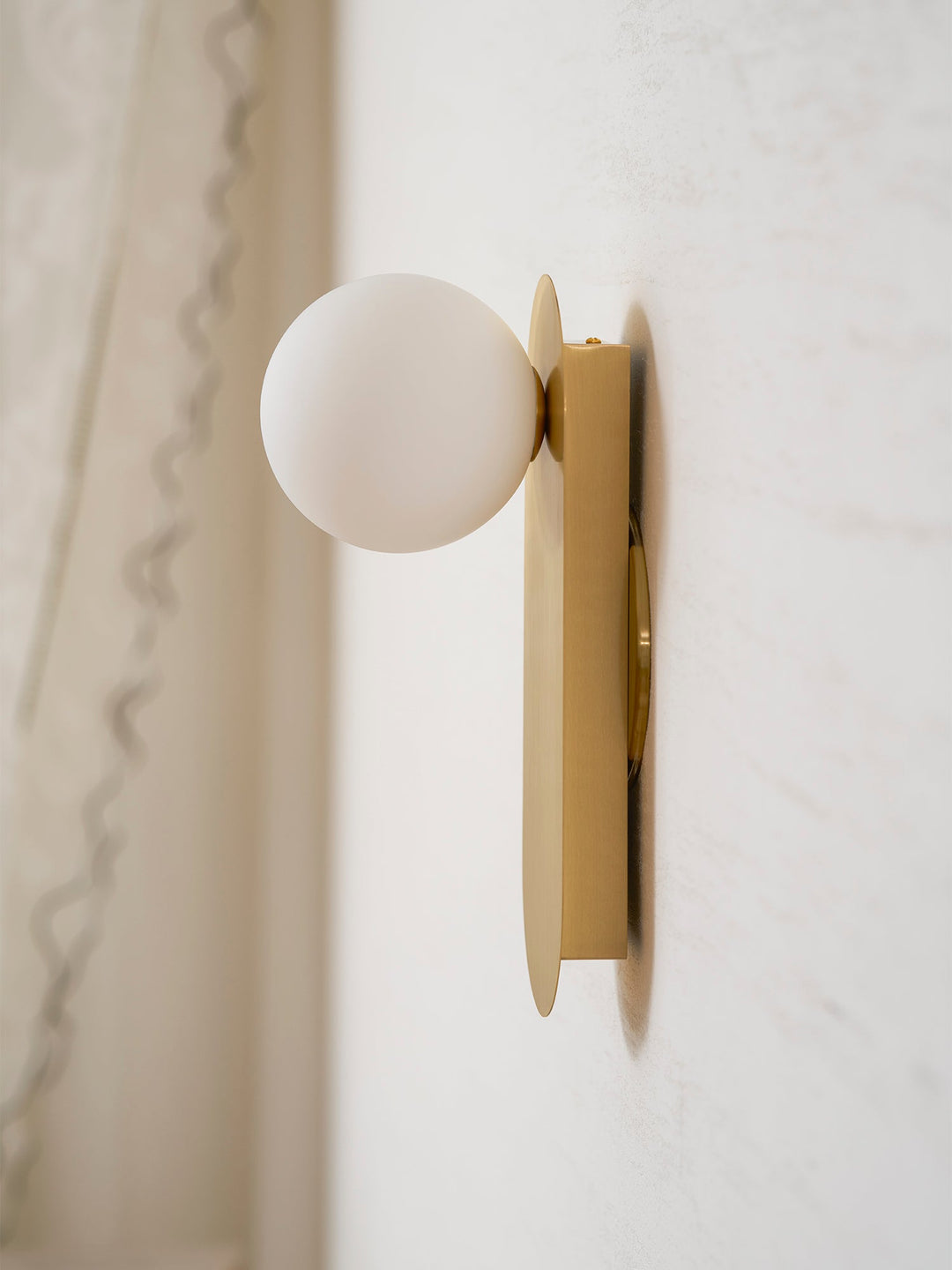 Flat Base Globe Sconce