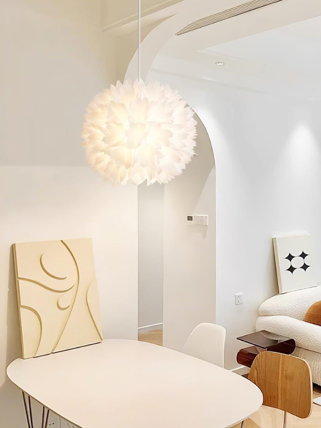 Blommor Ball Pendant Light