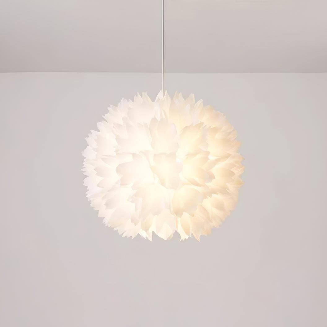 Blommor Ball Pendant Light