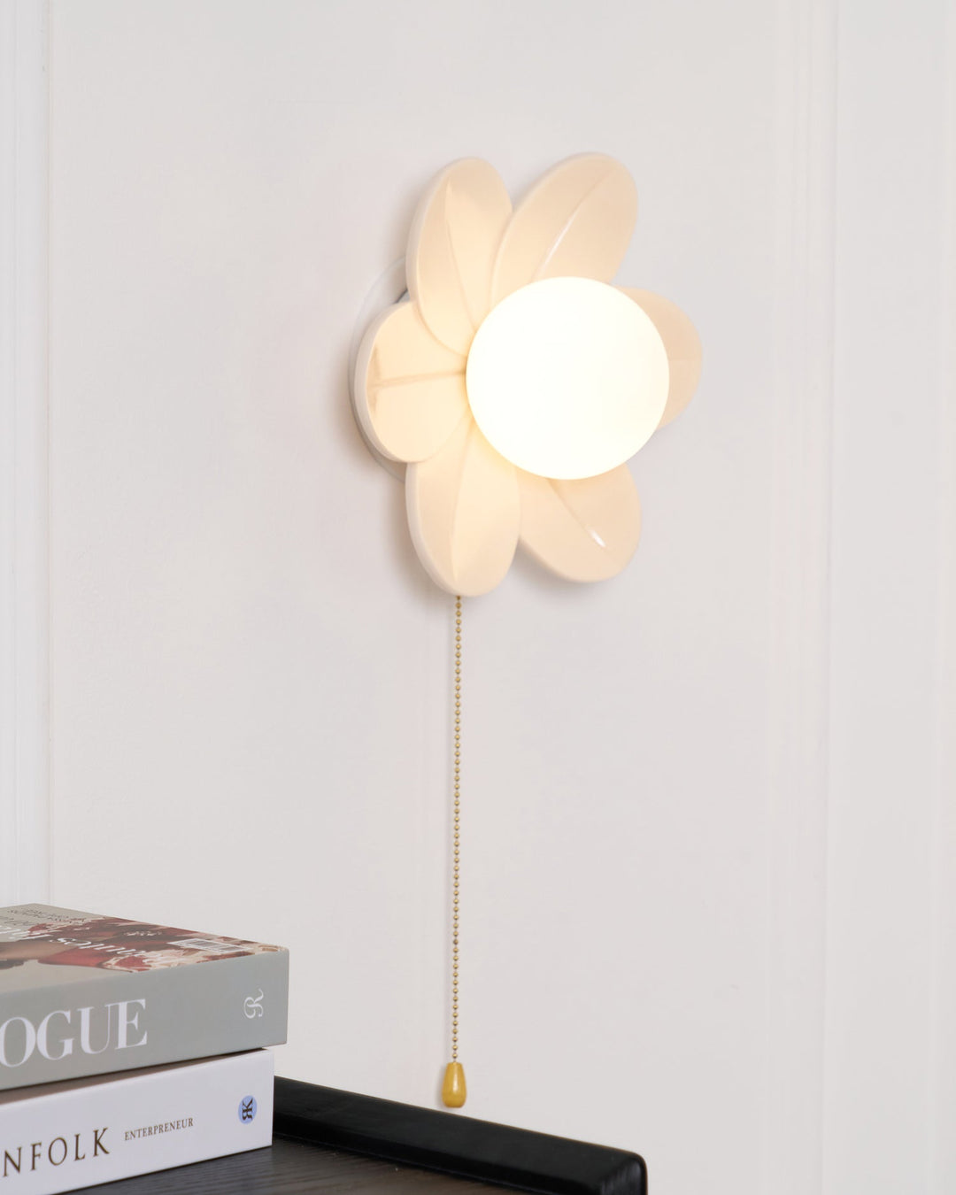 Blommor Vägglampa