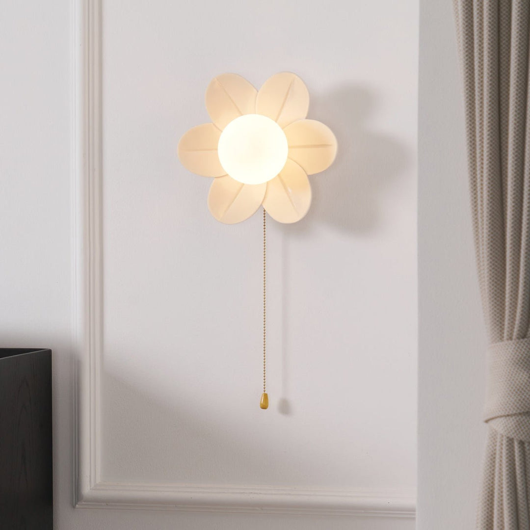 Blommor Vägglampa