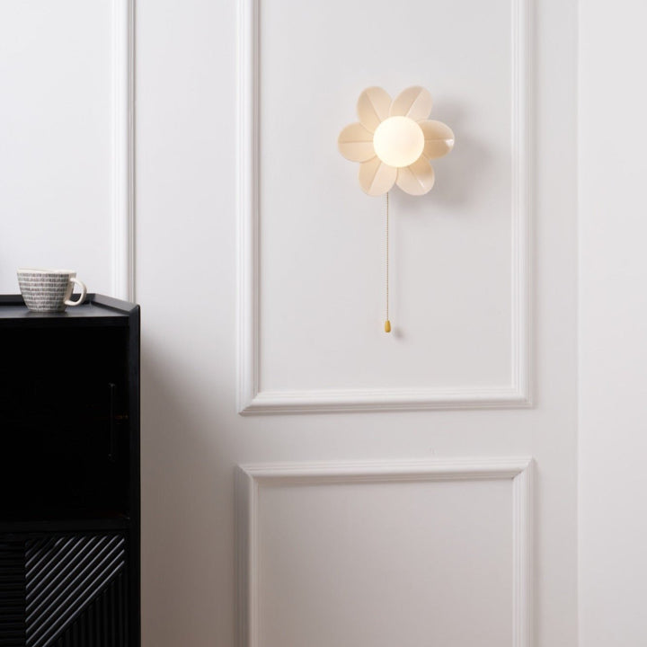 Blommor Vägglampa