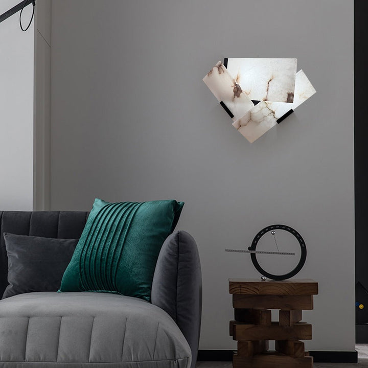 Fly Alabaster Vägglampa