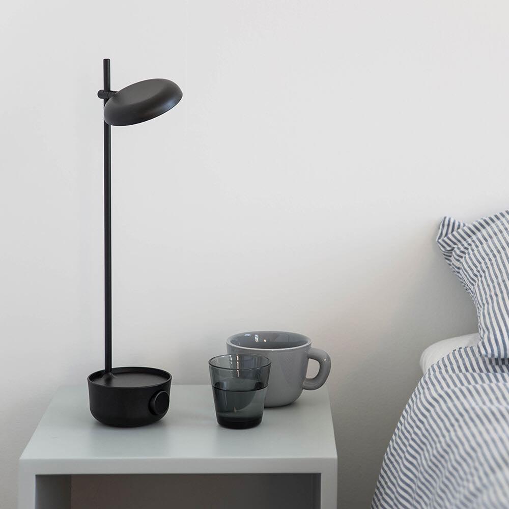 Focal LED Bordslampa