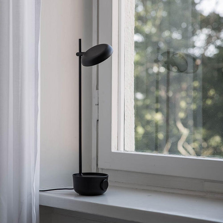 Focal LED Bordslampa