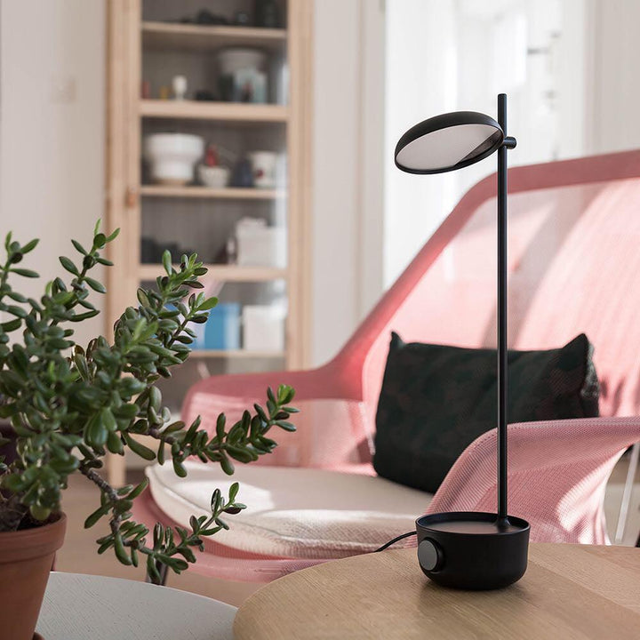 Focal LED Bordslampa