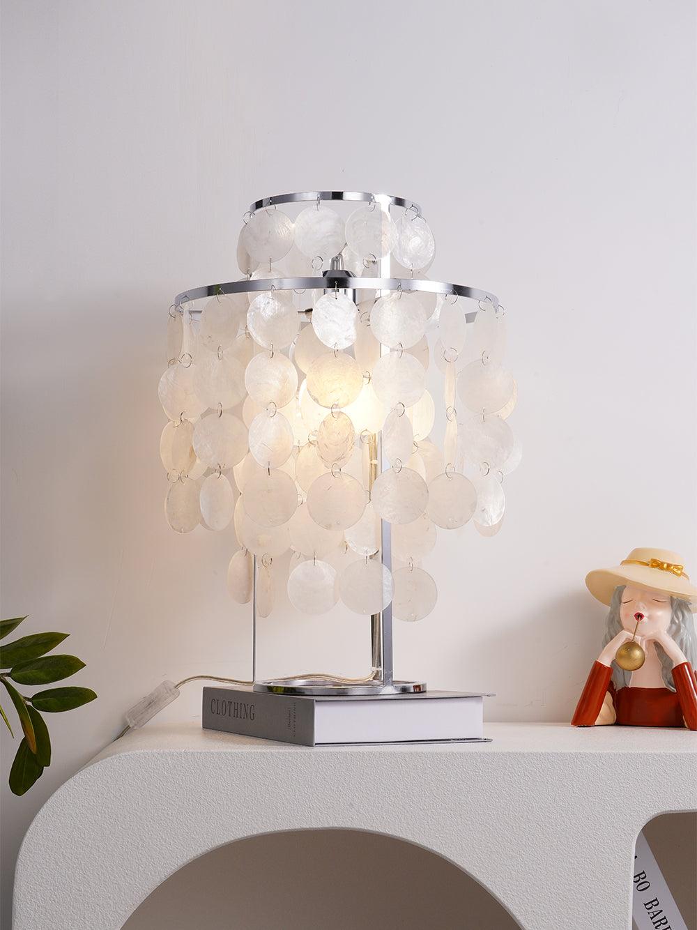 Rund Snäckbordslampa