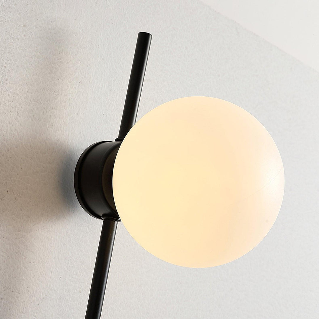 Funiculi Plug In Vägglampa