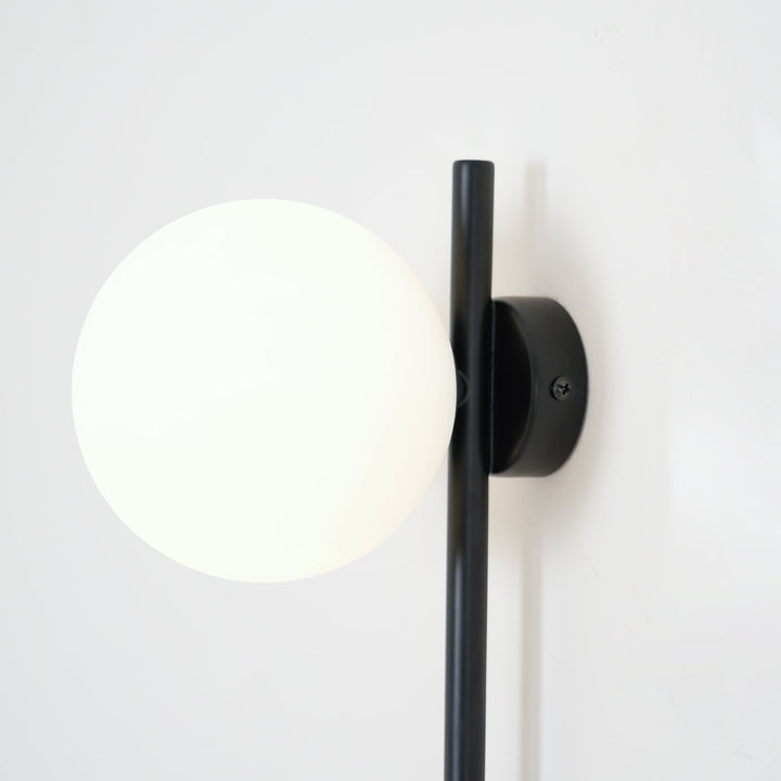 Funiculi Plug In Vägglampa
