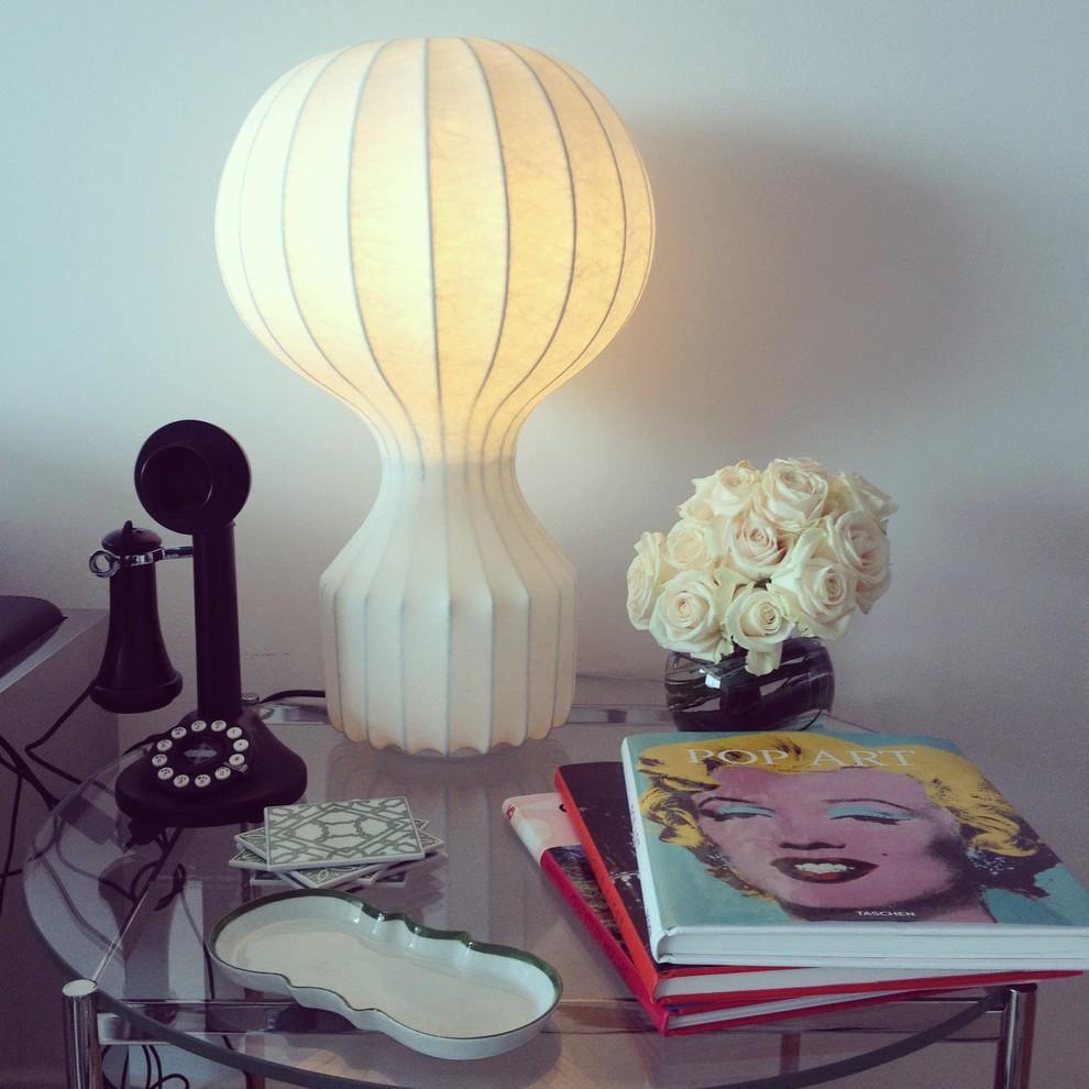 Lampa med bord i form av en varmluftsballong