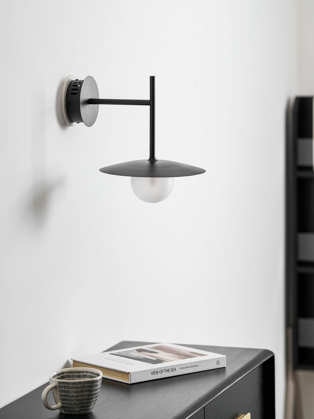 Gea Järnvägglampa