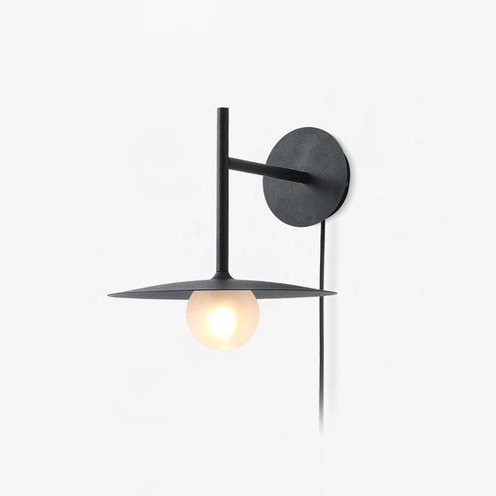 Gea Järn Vägglampa
