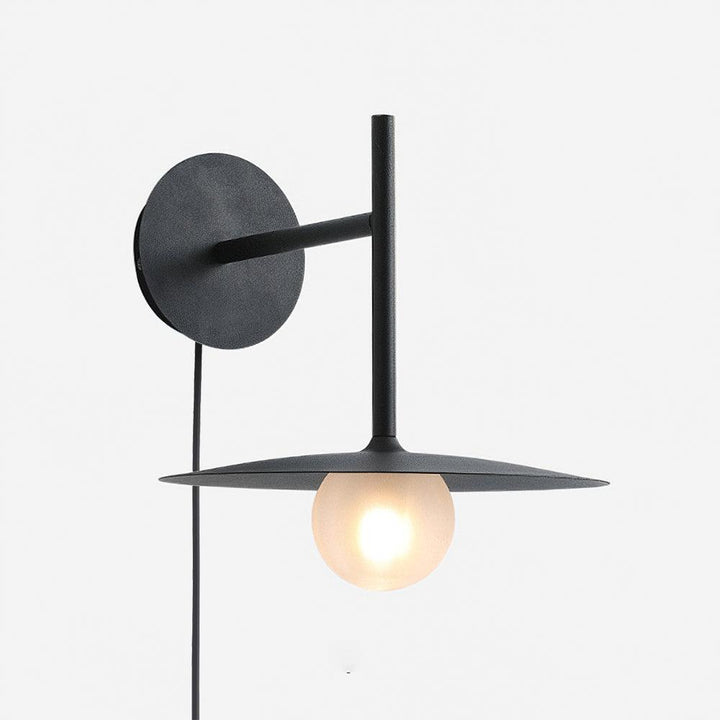 Gea Järn Vägglampa
