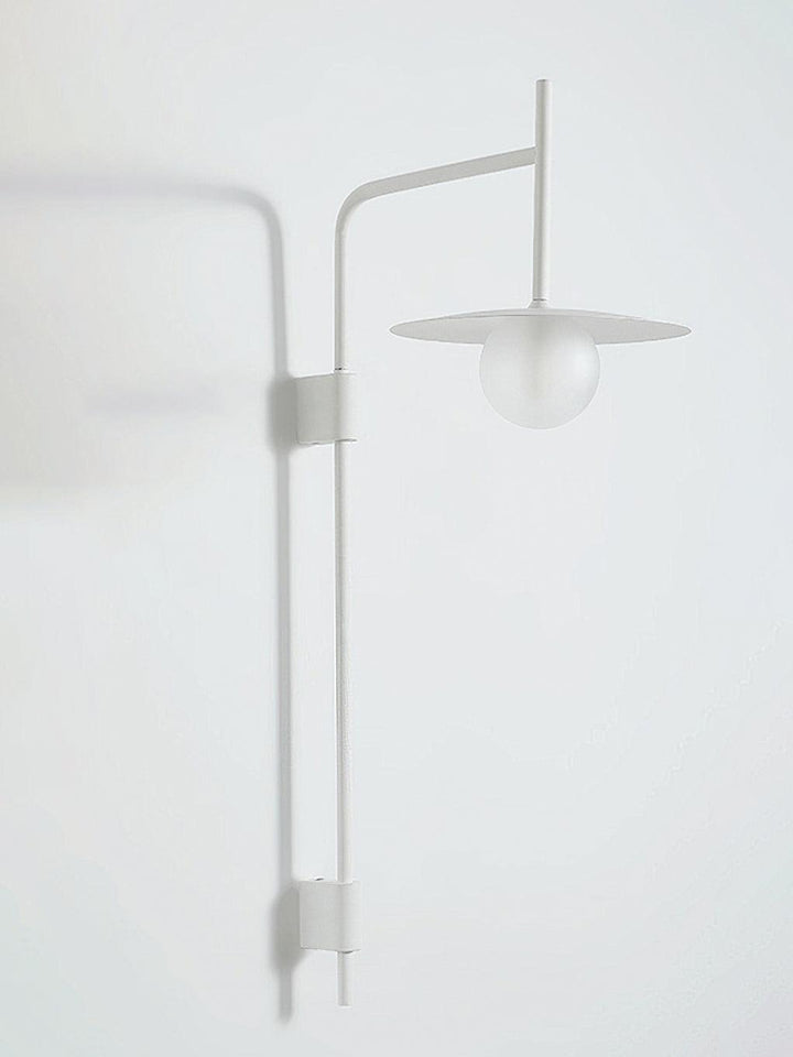 Gea Swing Arm Plug-in Vägglampa