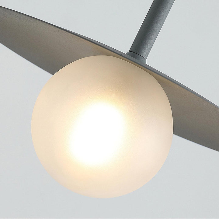 Gea Swing Arm Plug-in Vägglampa
