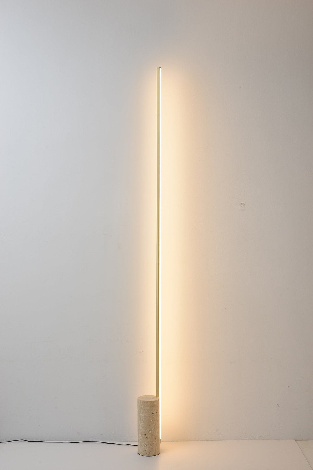 Geometrisk Linjär Golvlampa
