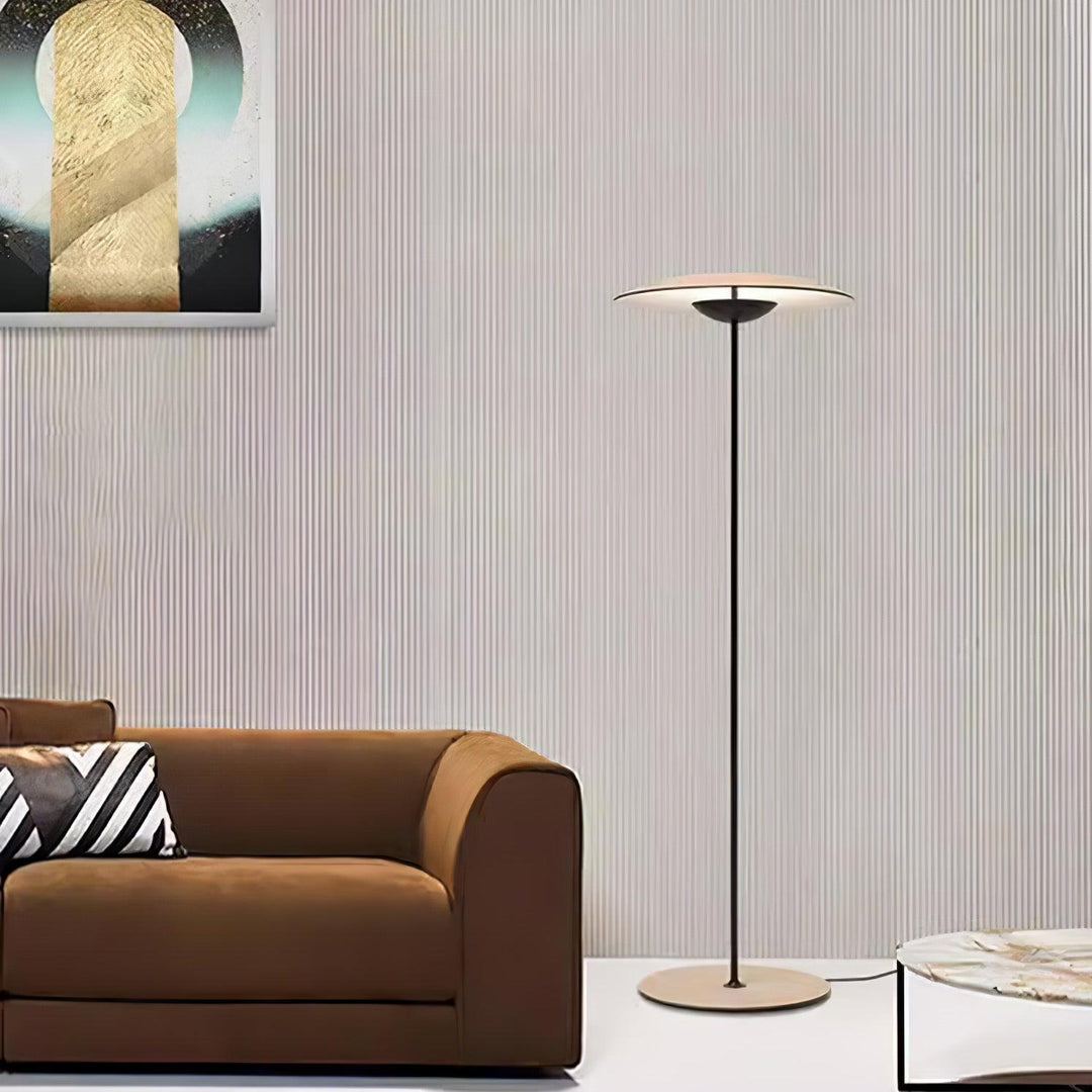 Innovativ riktad golvlampa
