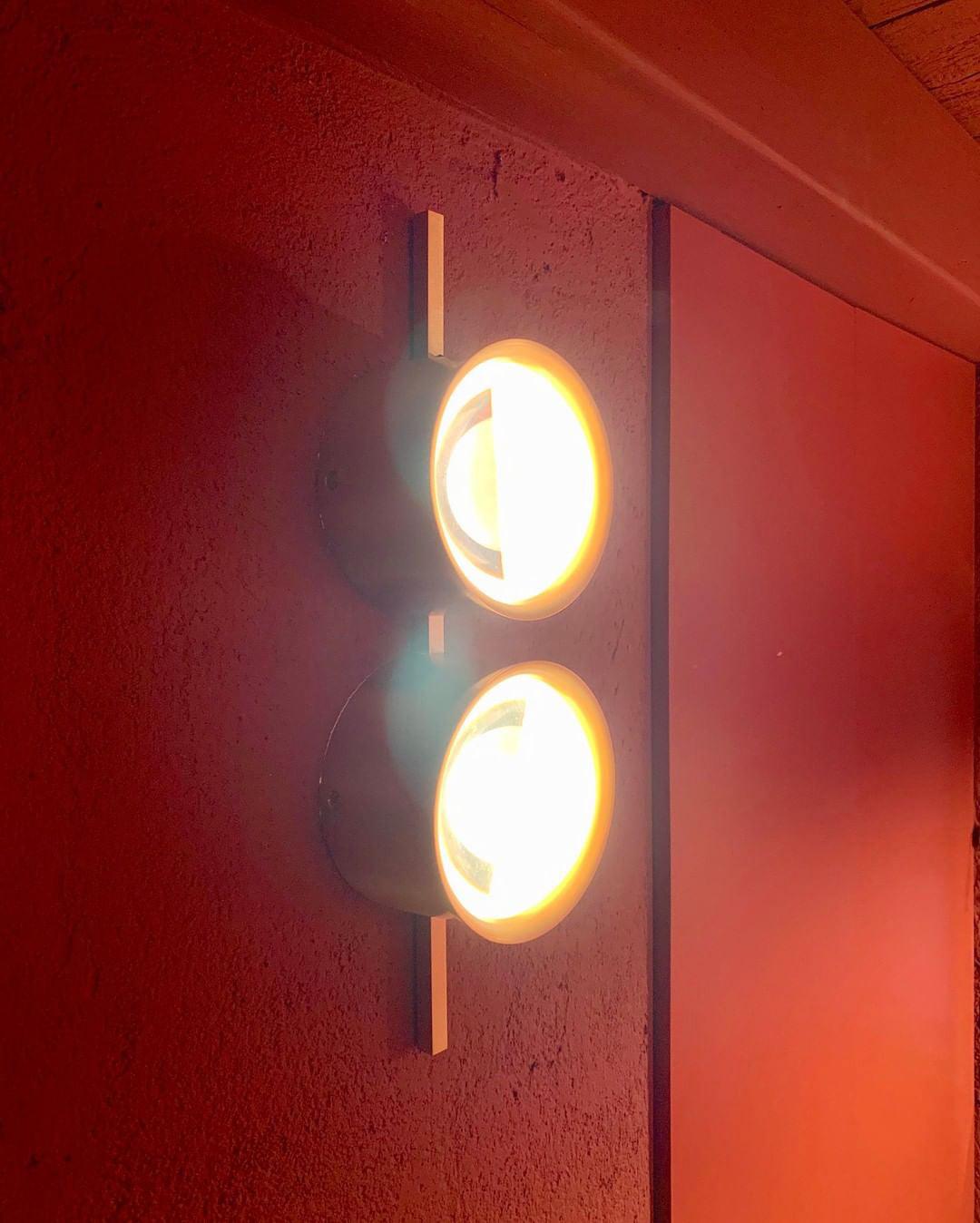Ädelsten Vägglampa