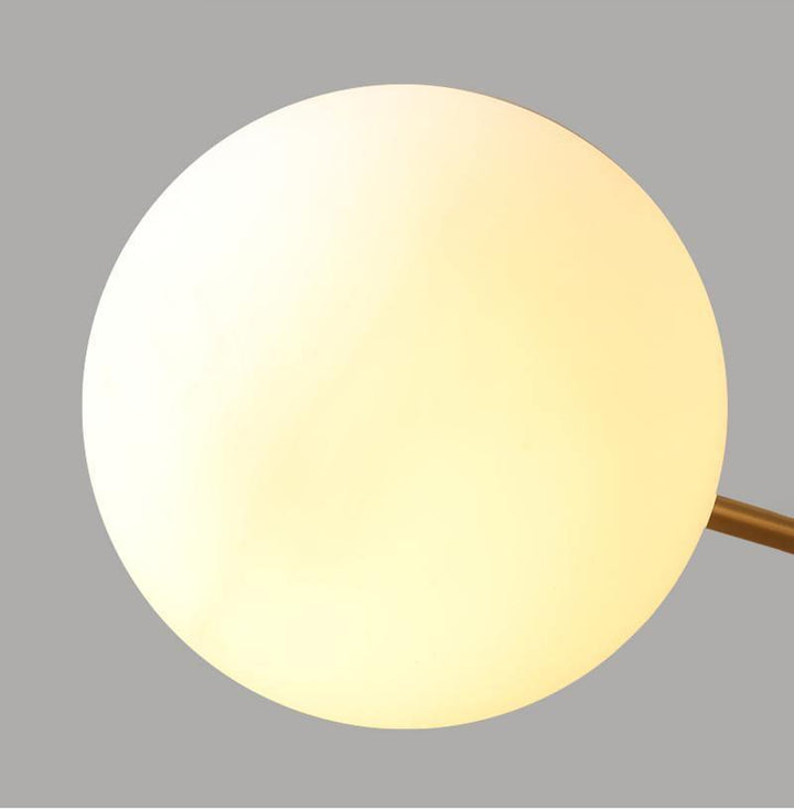 Marlowe Opal Globe Kandelaber