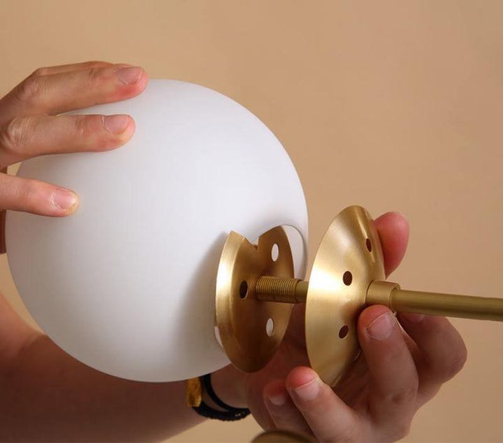 Marlowe Opal Globe Kandelaber