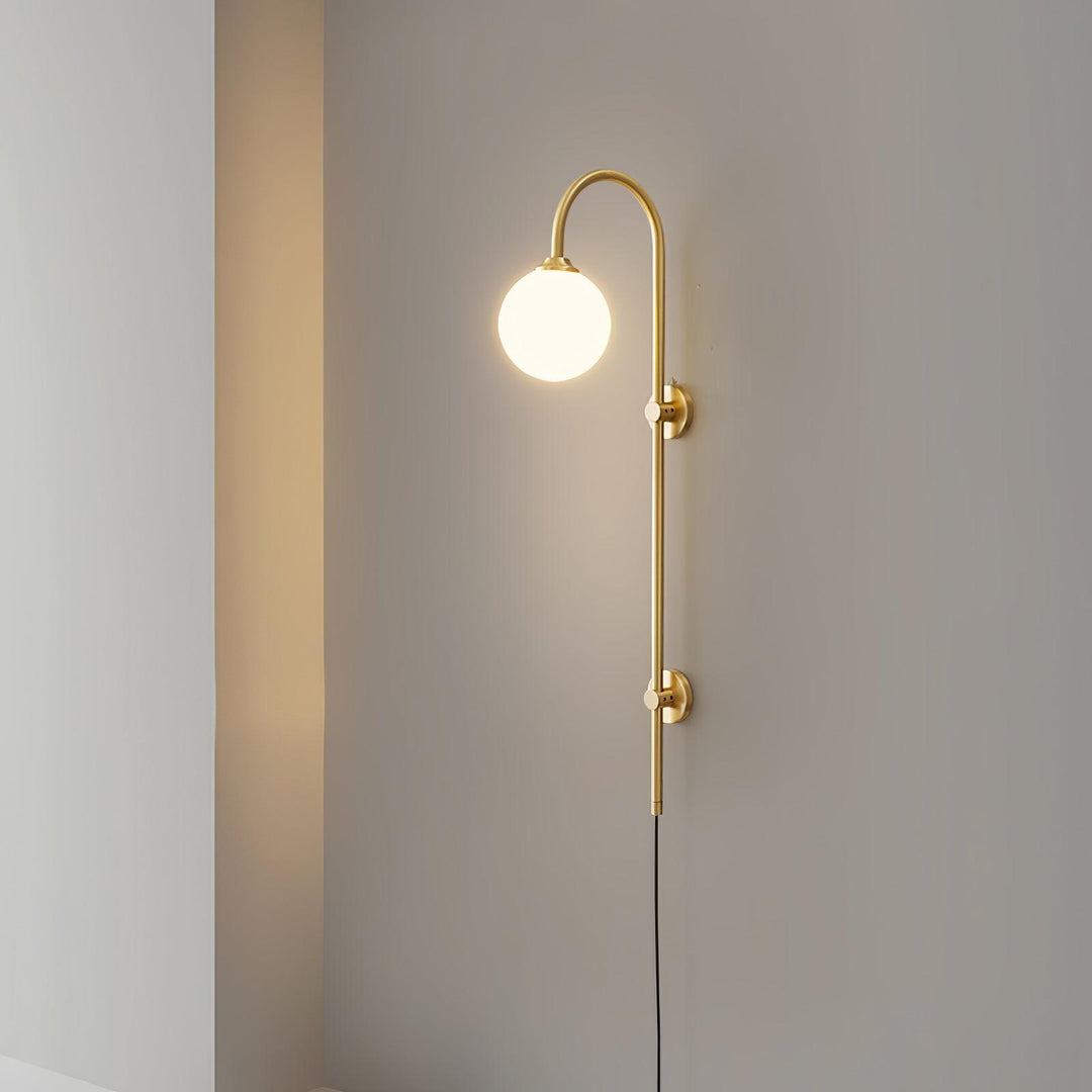 Globe Brass Plug-in Vägglampa