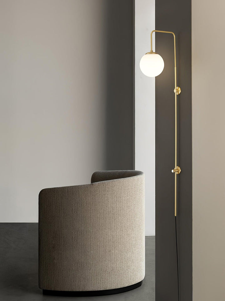 Globe Brass Plug-in Vägglampa