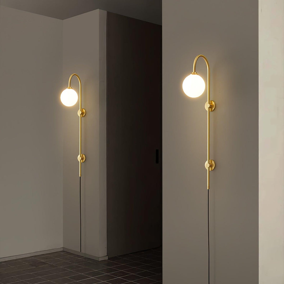 Globe Brass Plug-in Vägglampa