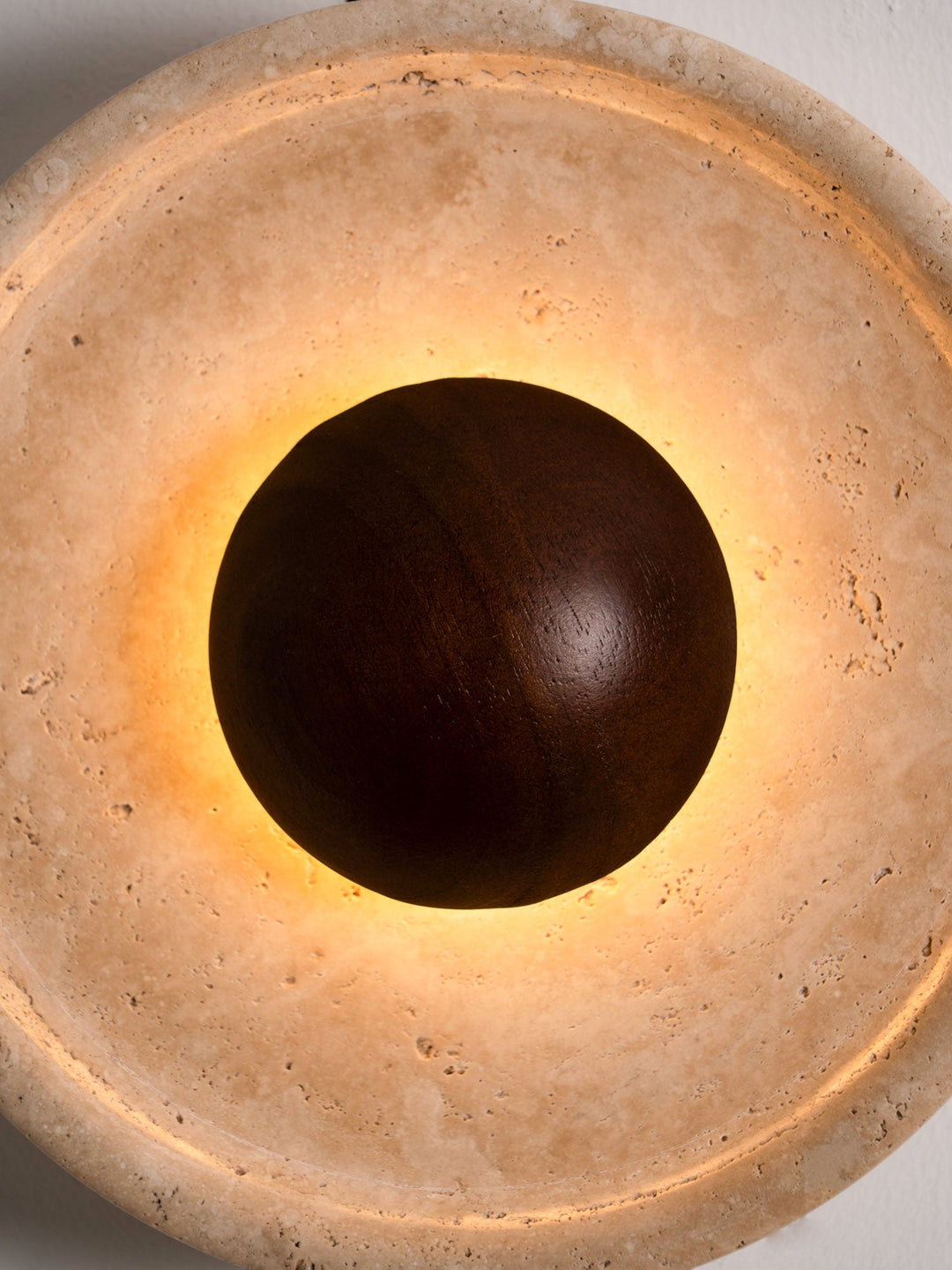Halo Travertine Vägglampa