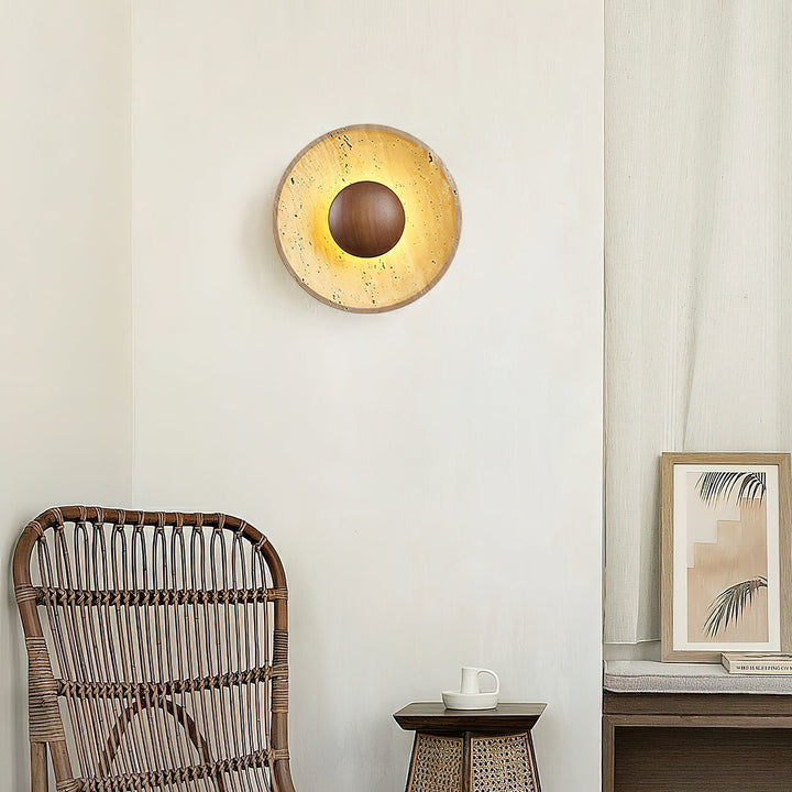 Halo Travertine Vägglampa