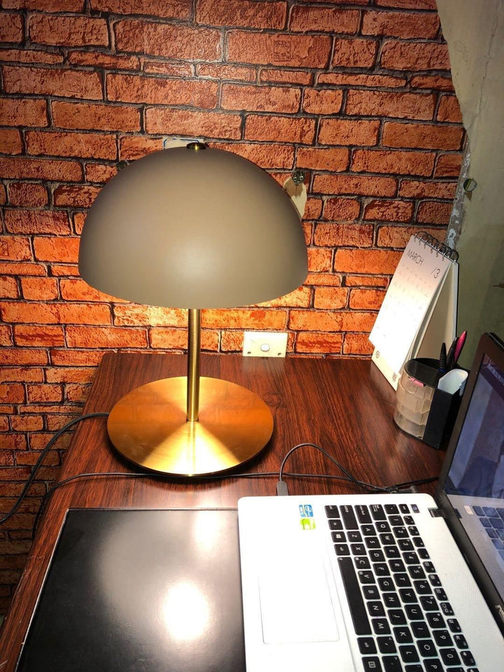 Hanna Bordslampa
