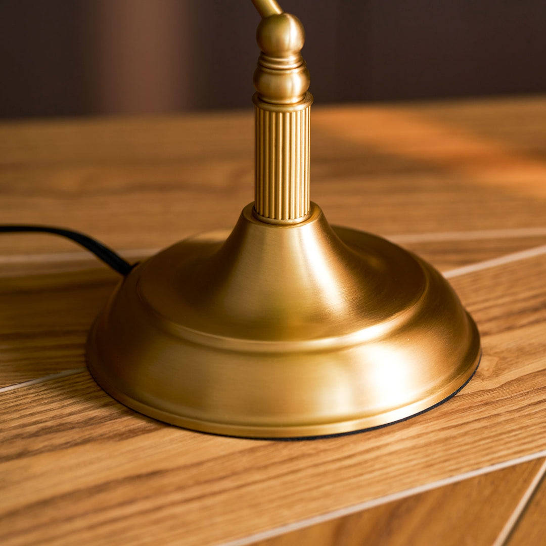 Harrison Banker Bordslampa