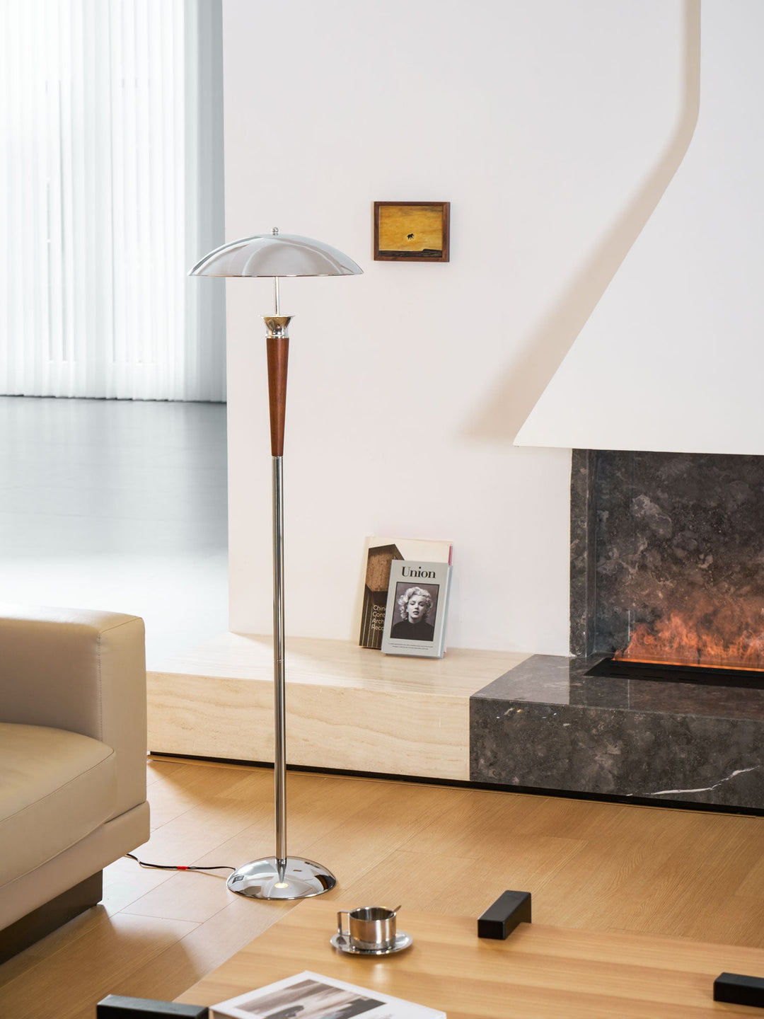 Hjälm Golvlampa