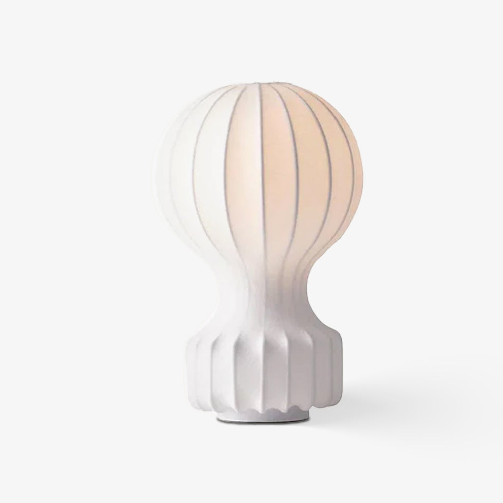 Lampa med bord i form av en varmluftsballong