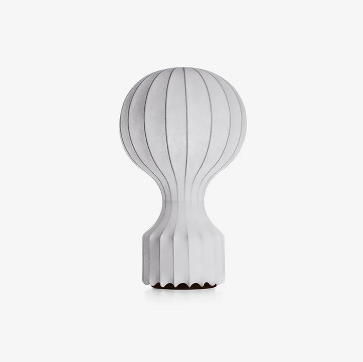 Lampa med bord i form av en varmluftsballong
