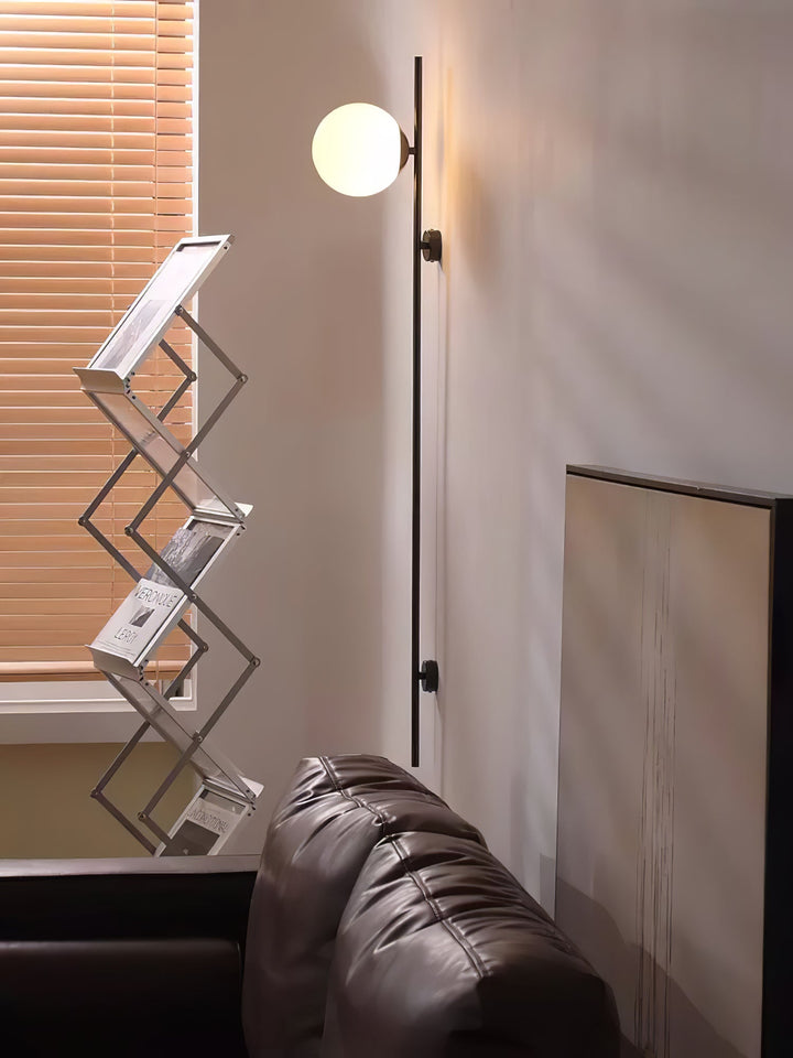 Houseof Plug-in Vägglampa