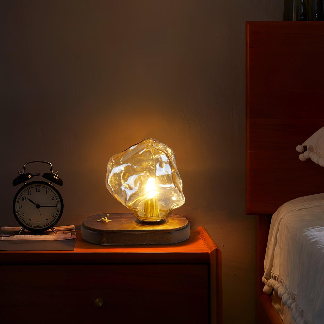Issten Glas Bordslampa